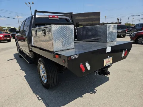 More photos of 2021 Ram 2500 Laramie at Vincent Motor Company, TX