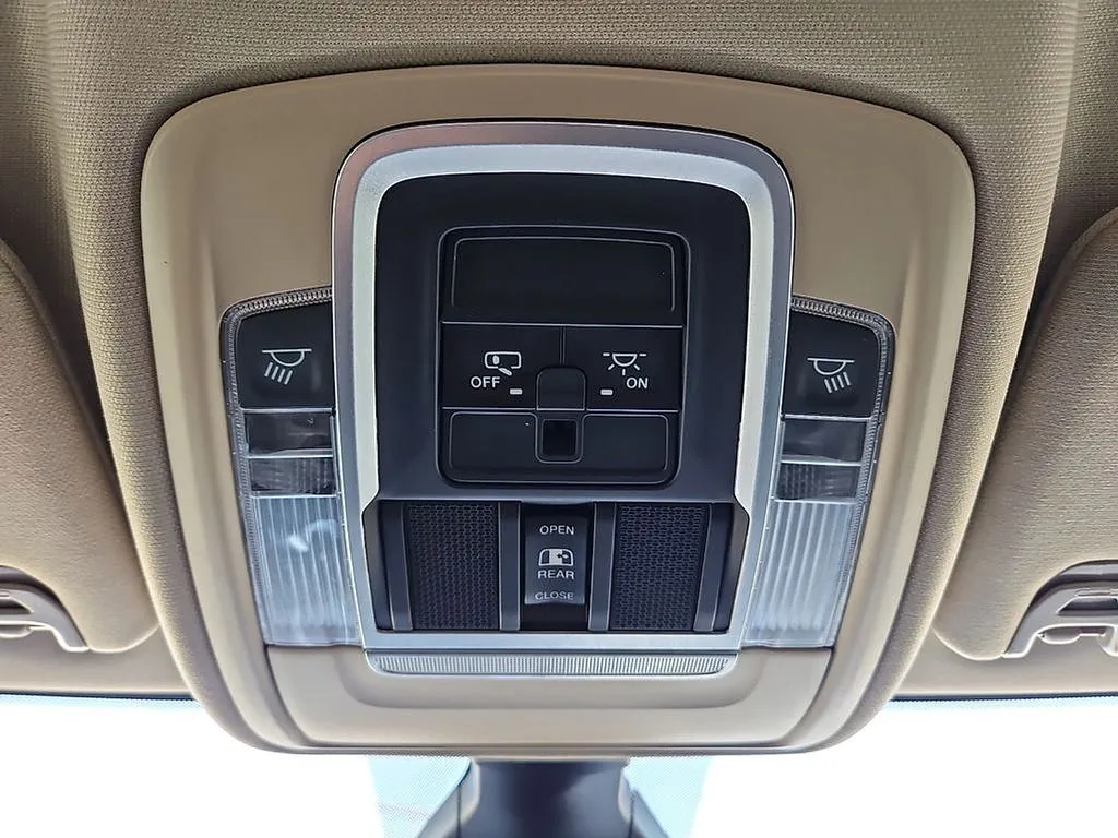 2021 RAM Ram 2500 Pickup Laramie - Photo 29