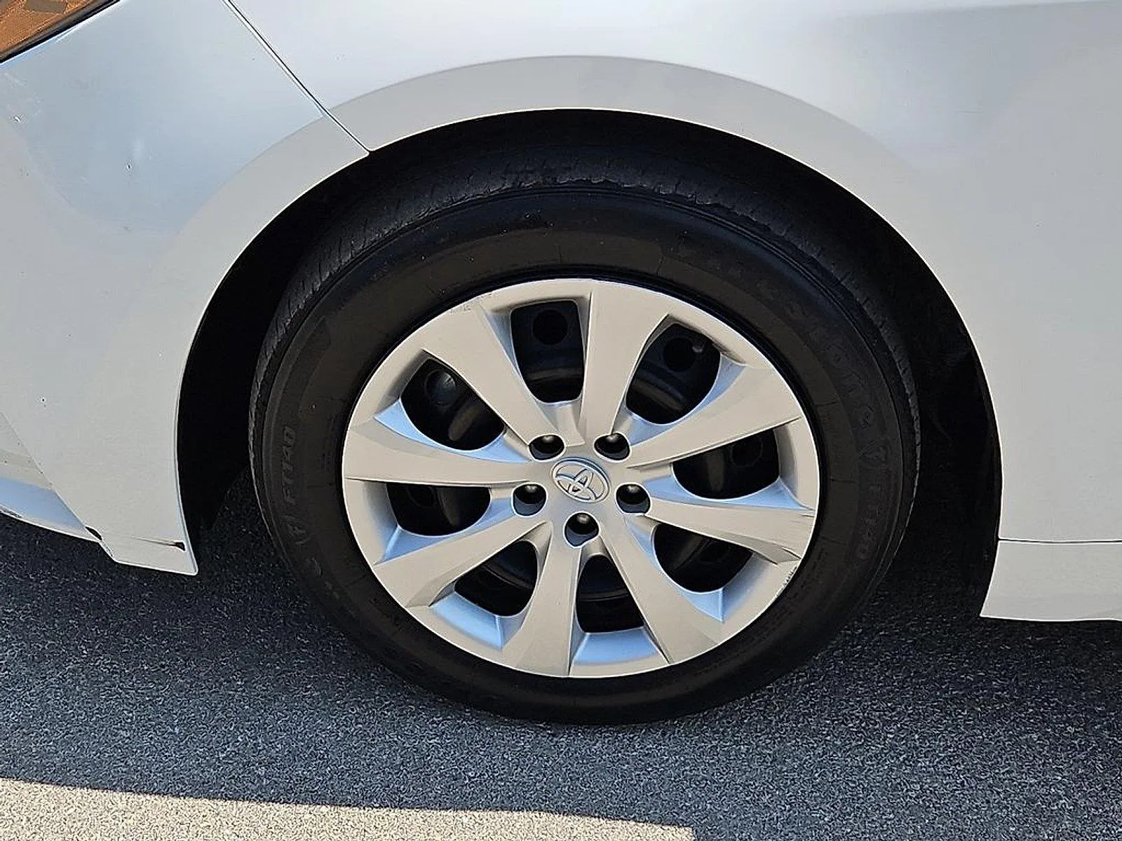 Toyota Corolla photo 13