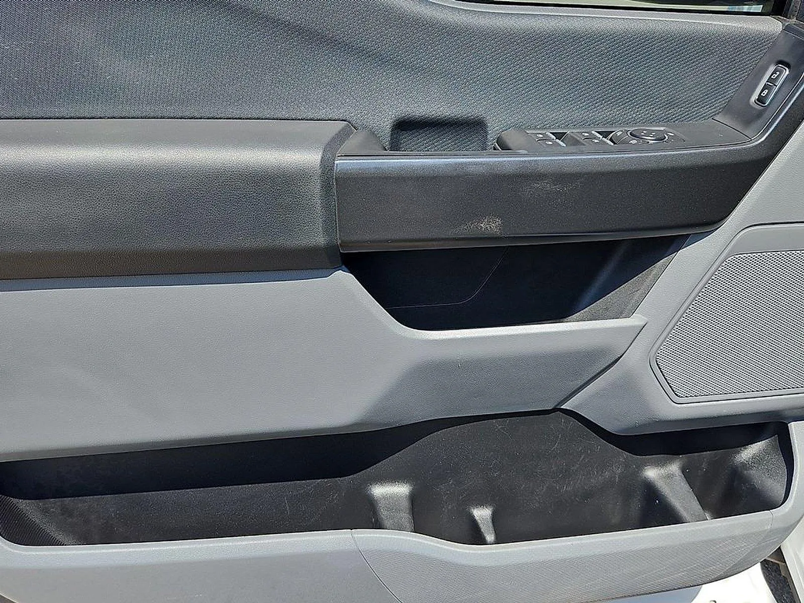 Ford F-150 photo 19