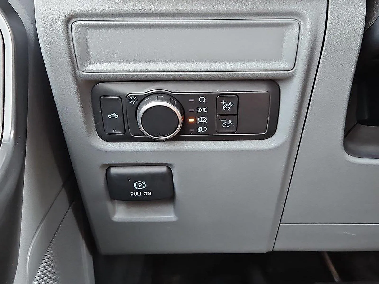 Ford F-150 photo 22