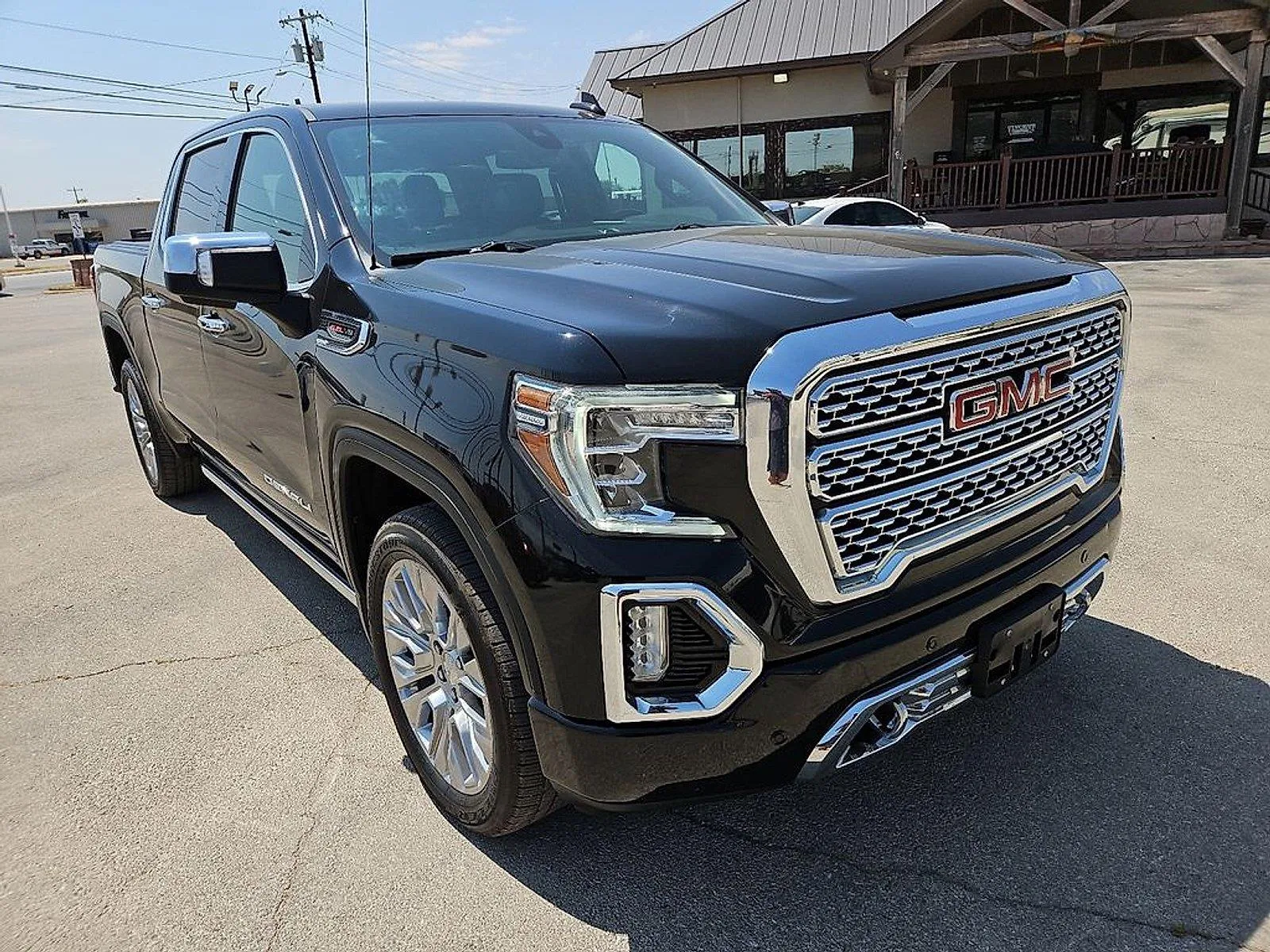 GMC Sierra photo 11