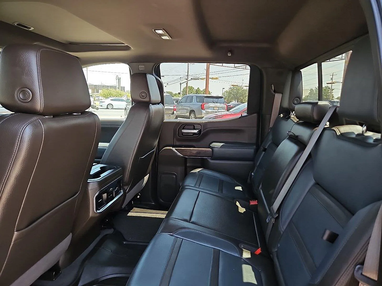 GMC Sierra photo 17