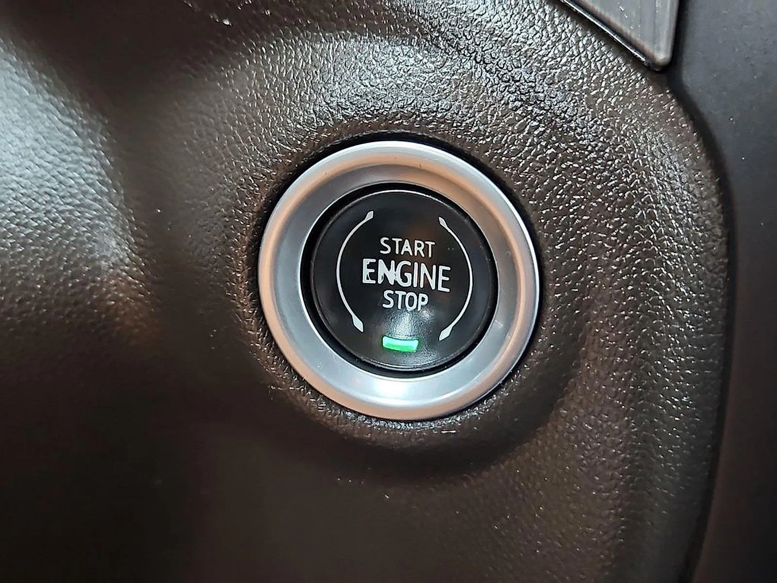 GMC Sierra photo 24