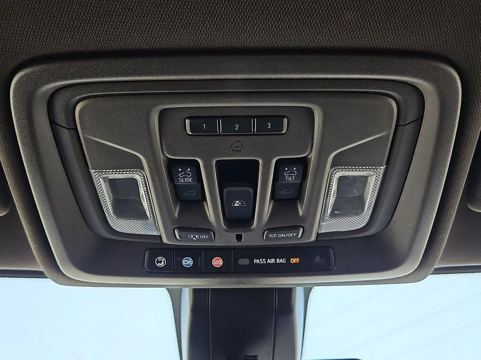 GMC Sierra photo 26