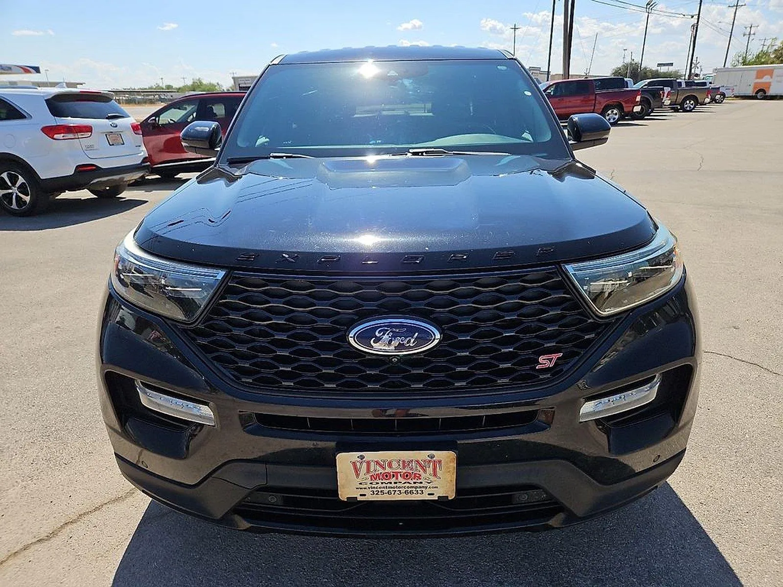 Ford Explorer photo 12