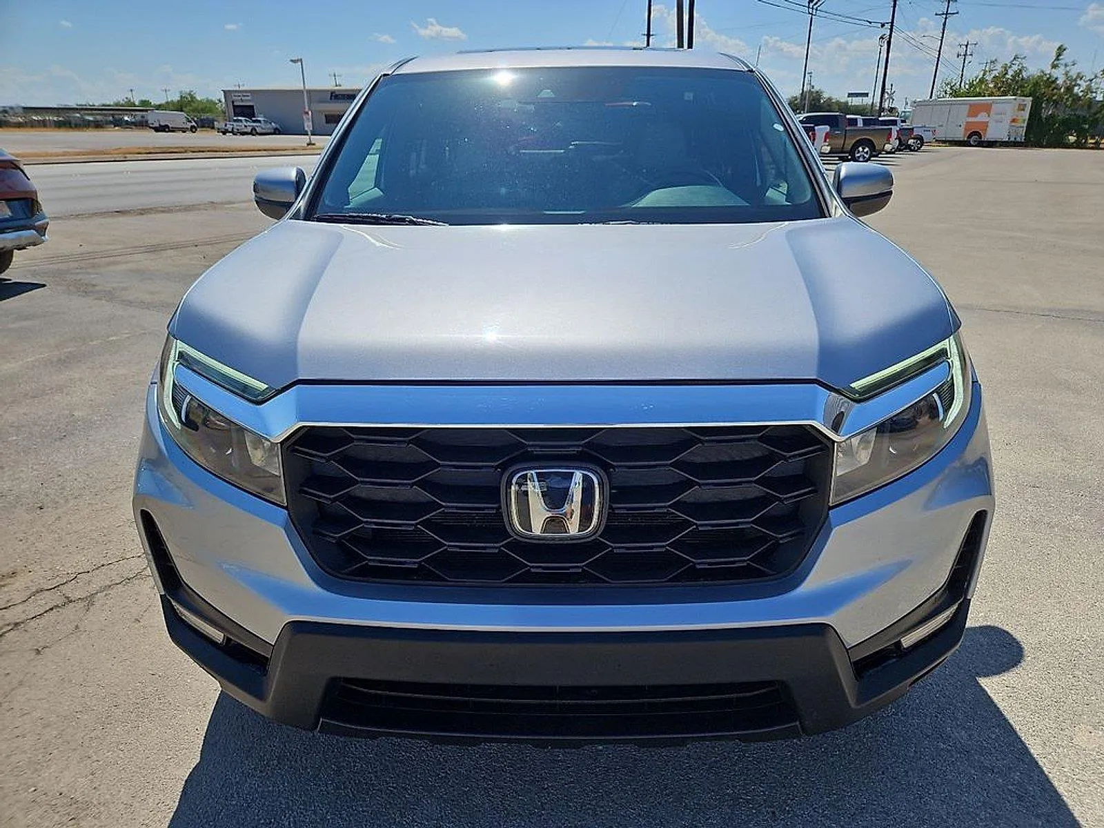 Honda Passport photo 12