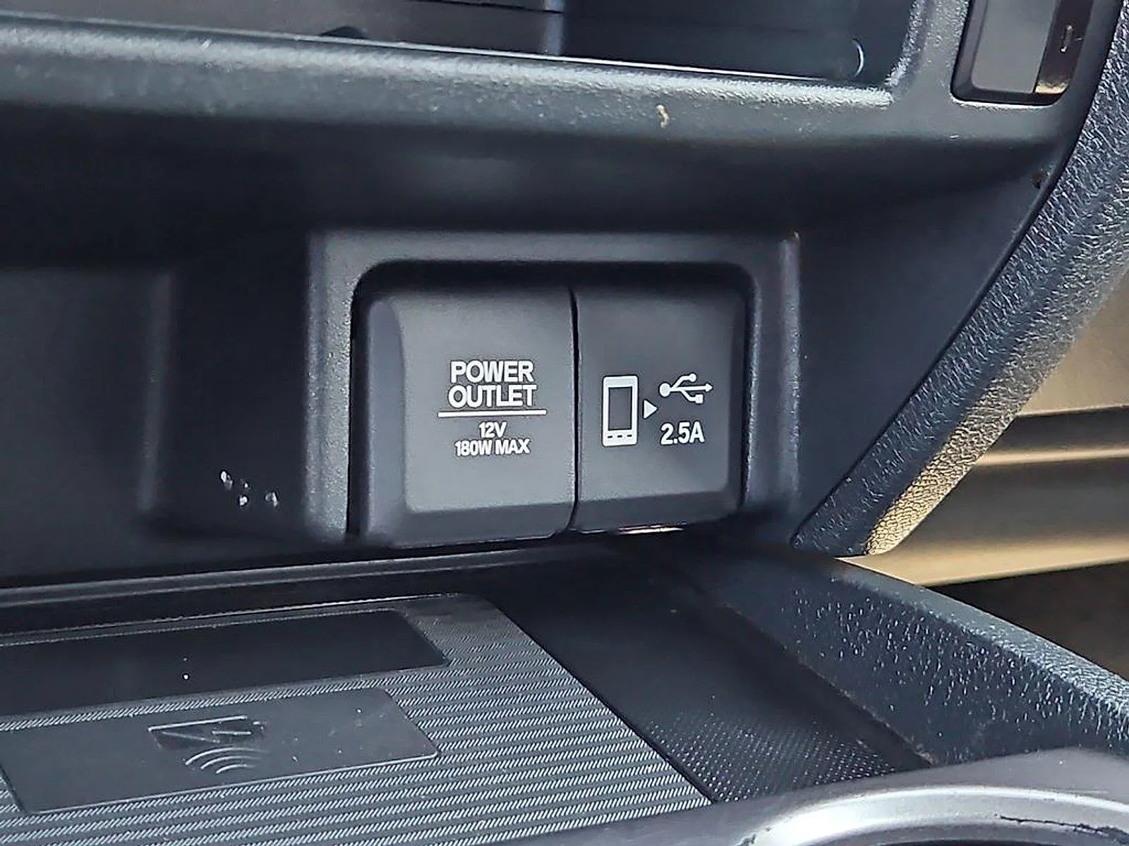 Honda Passport photo 25