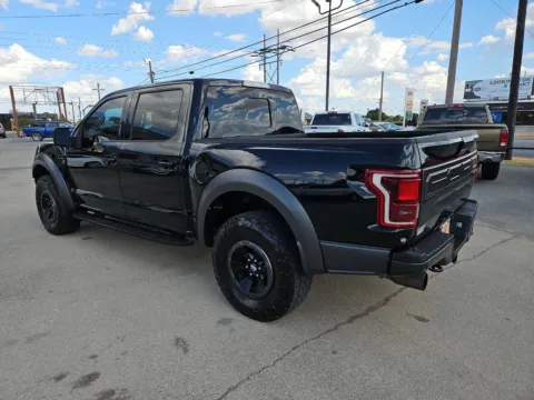 More photos of 2017 Ford F-150 Raptor at Vincent Motor Company, TX