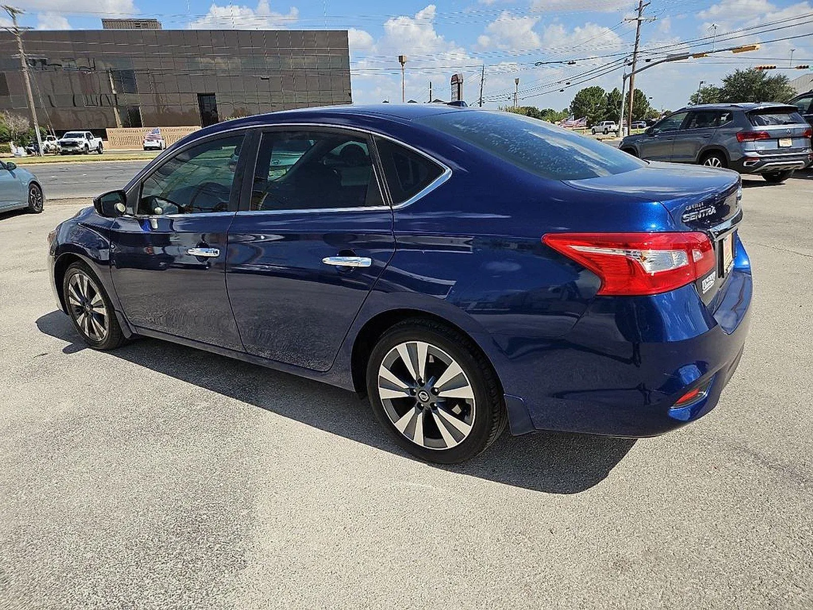 Nissan Sentra photo 4