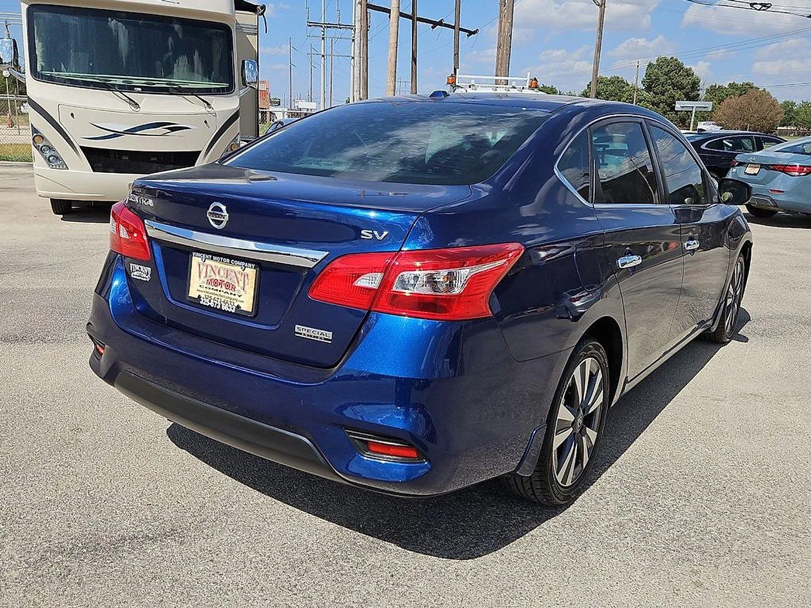 Nissan Sentra photo 7