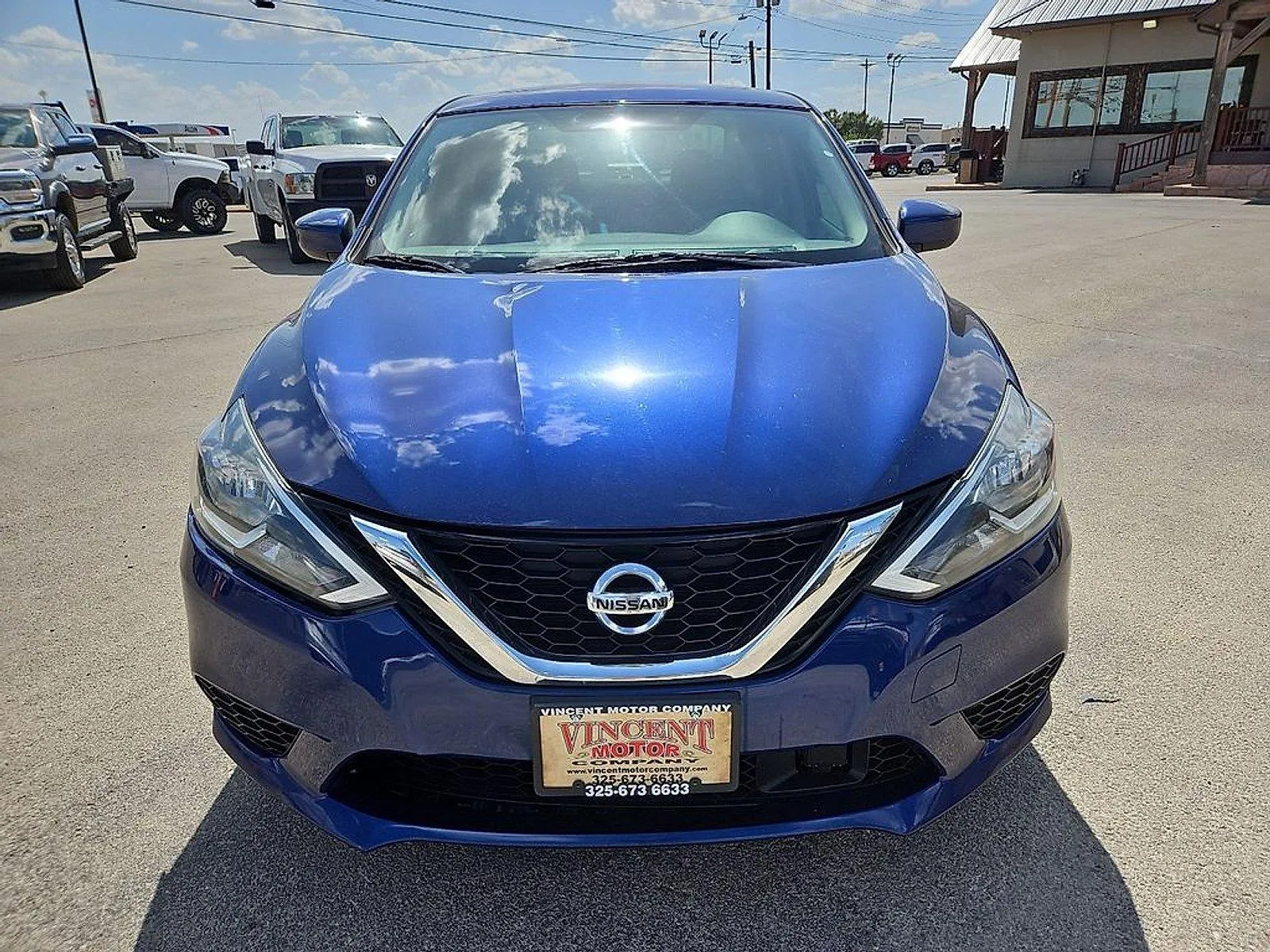 Nissan Sentra photo 12