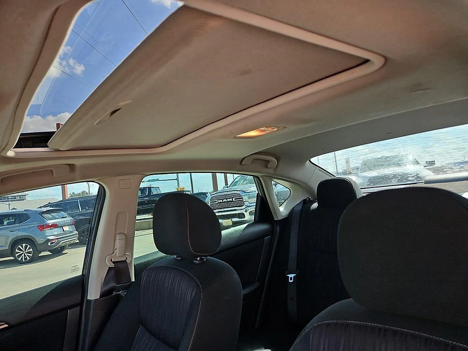 Nissan Sentra photo 20