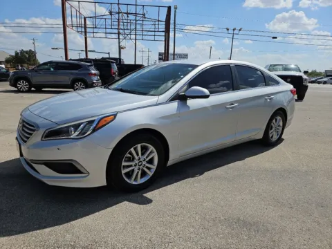 Photos of 2017 Hyundai Sonata SE for sale in Abilene, TX at Vincent Motor Company
