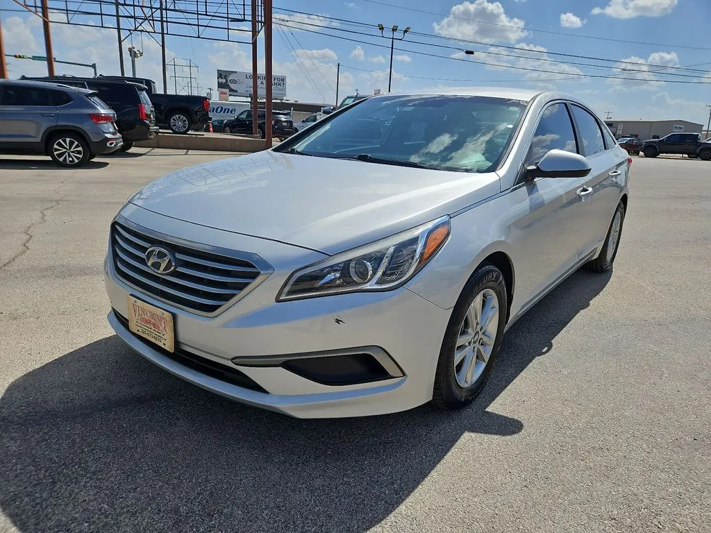 Silver 2017 Hyundai Sonata SE for sale in Abilene, TX