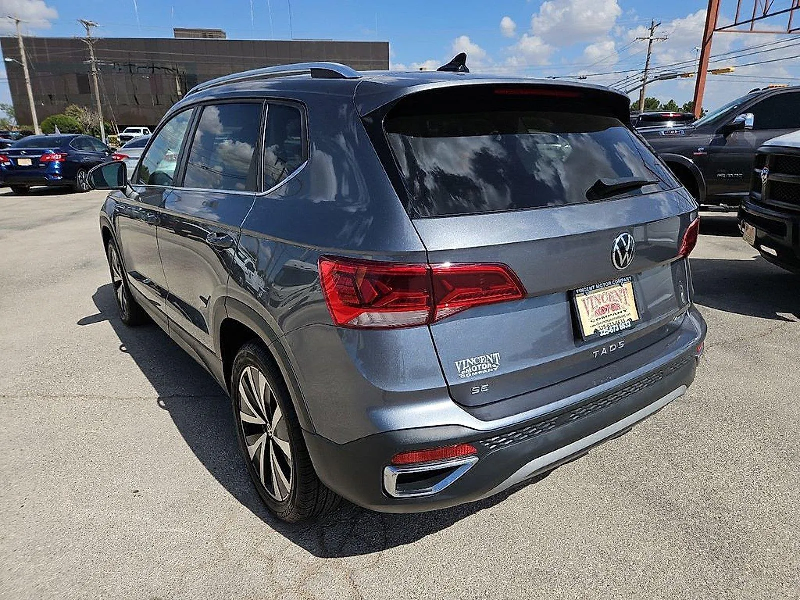 Volkswagen Taos photo 5