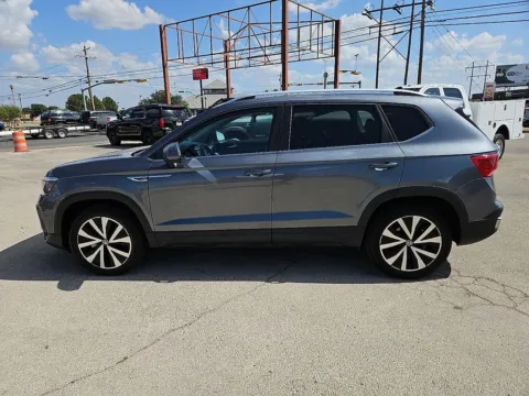 Another view of 2022 Volkswagen Taos 1.5T SE for sale in Abilene, TX at Vincent Motor Company