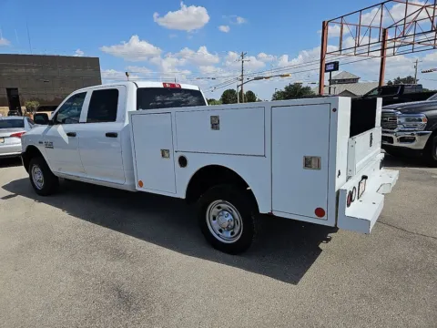 More photos of 2018 Ram 2500 Tradesman at Vincent Motor Company, TX