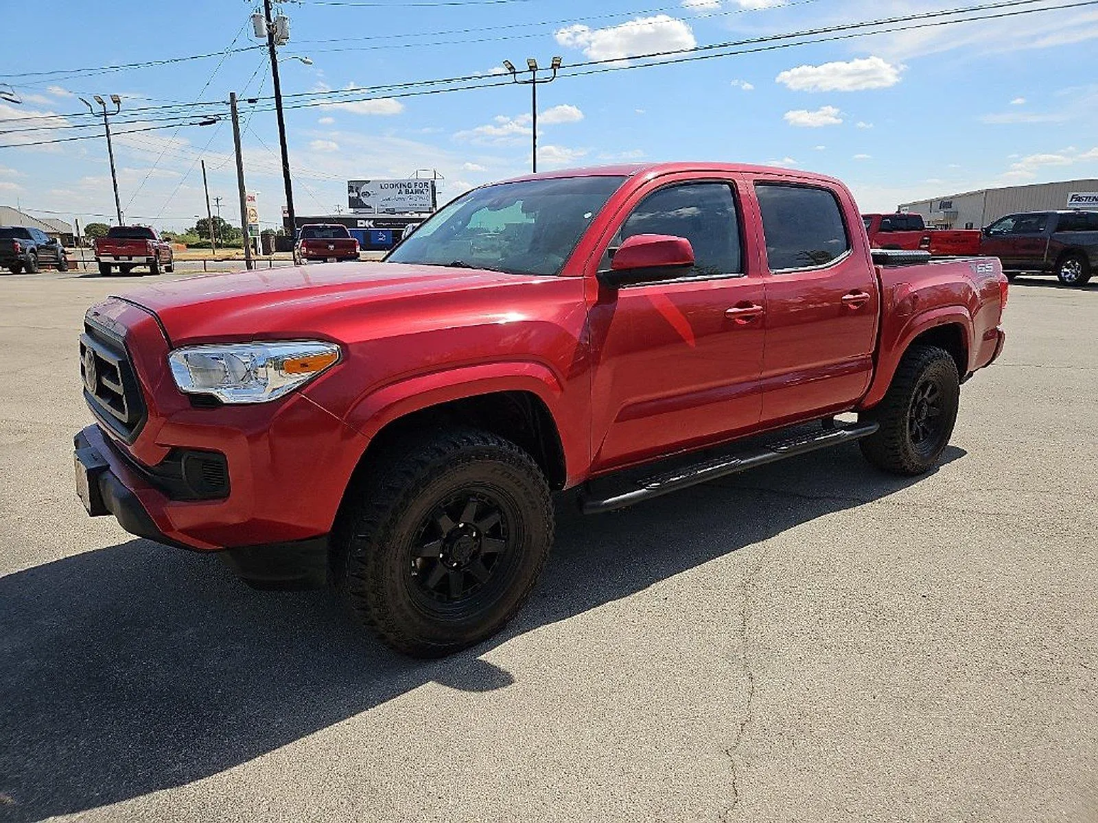 Toyota Tacoma photo 2