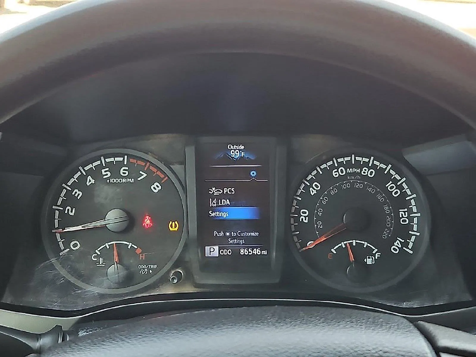 Toyota Tacoma photo 29