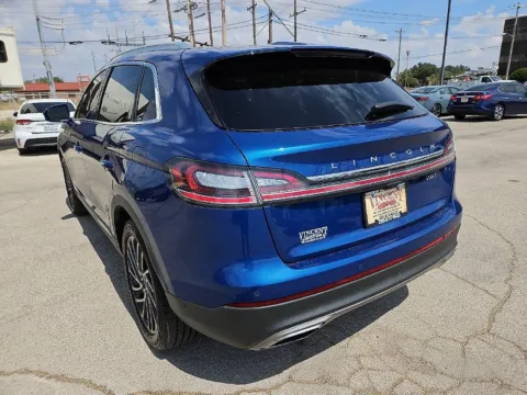 More photos of 2020 Lincoln Nautilus Reserve at Vincent Motor Company, TX