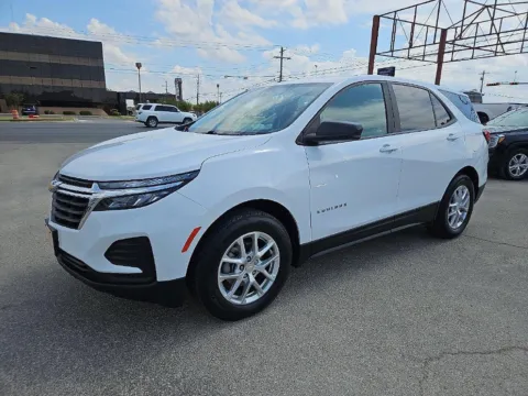 Photos of 2023 Chevrolet Equinox LS for sale in Abilene, TX at Vincent Motor Company