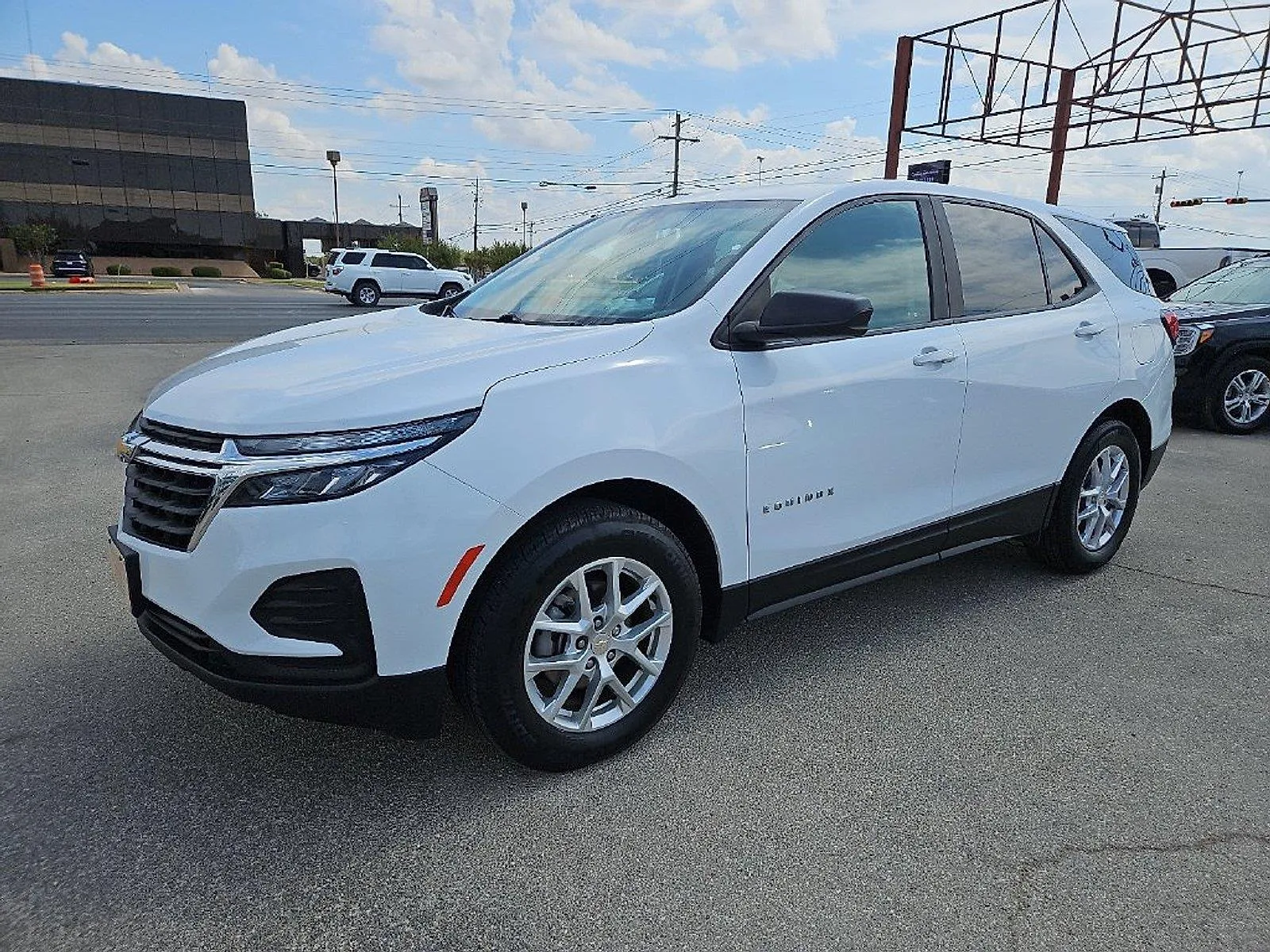 Chevrolet Equinox photo 2