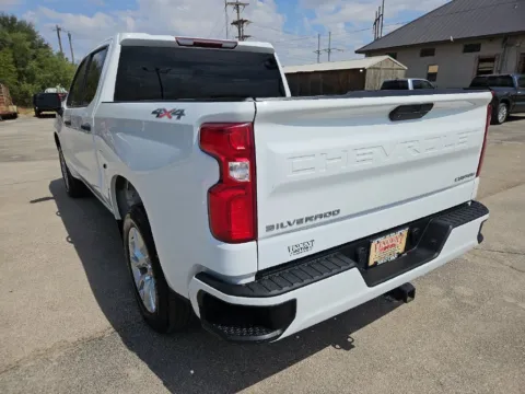 More photos of 2021 Chevrolet Silverado 1500 Custom at Vincent Motor Company, TX