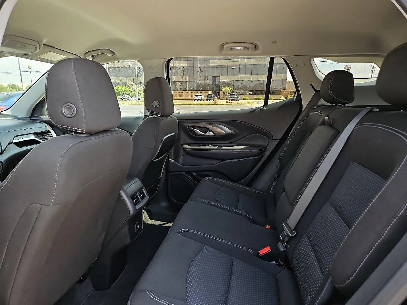 GMC Terrain photo 18