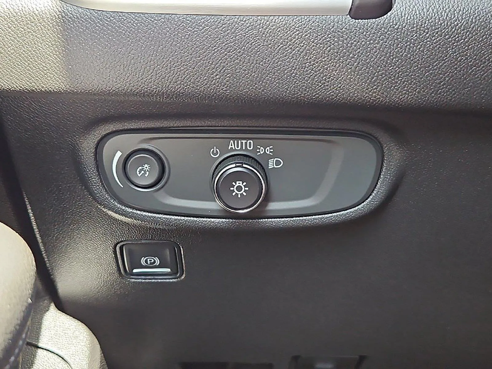 GMC Terrain photo 24