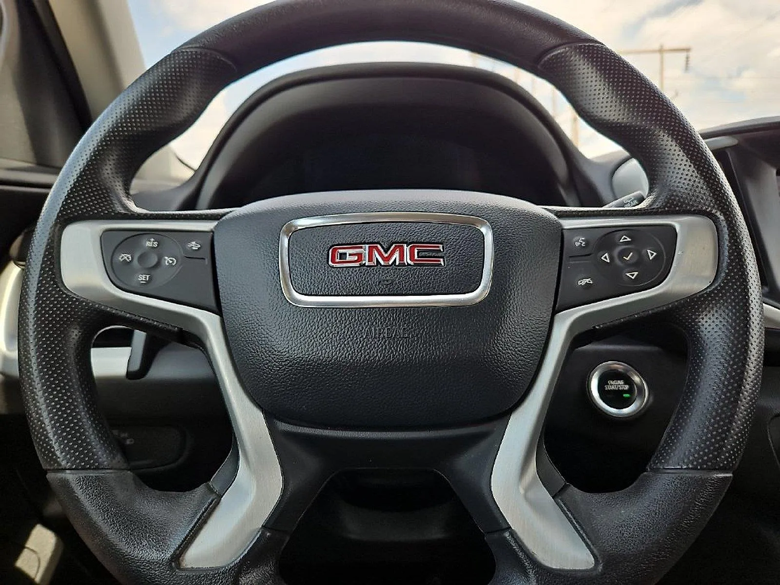 GMC Terrain photo 30
