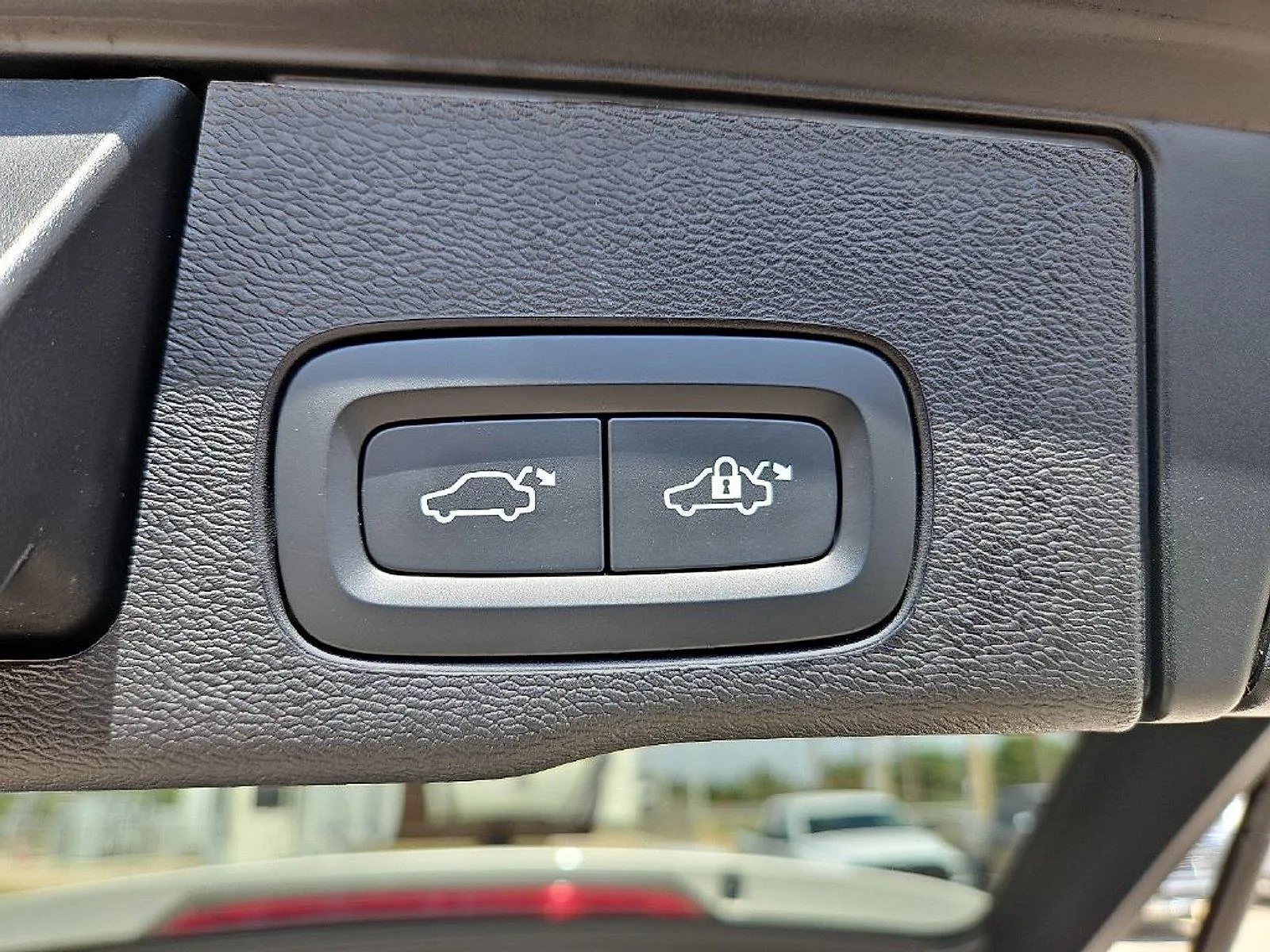 Volvo XC60 photo 17
