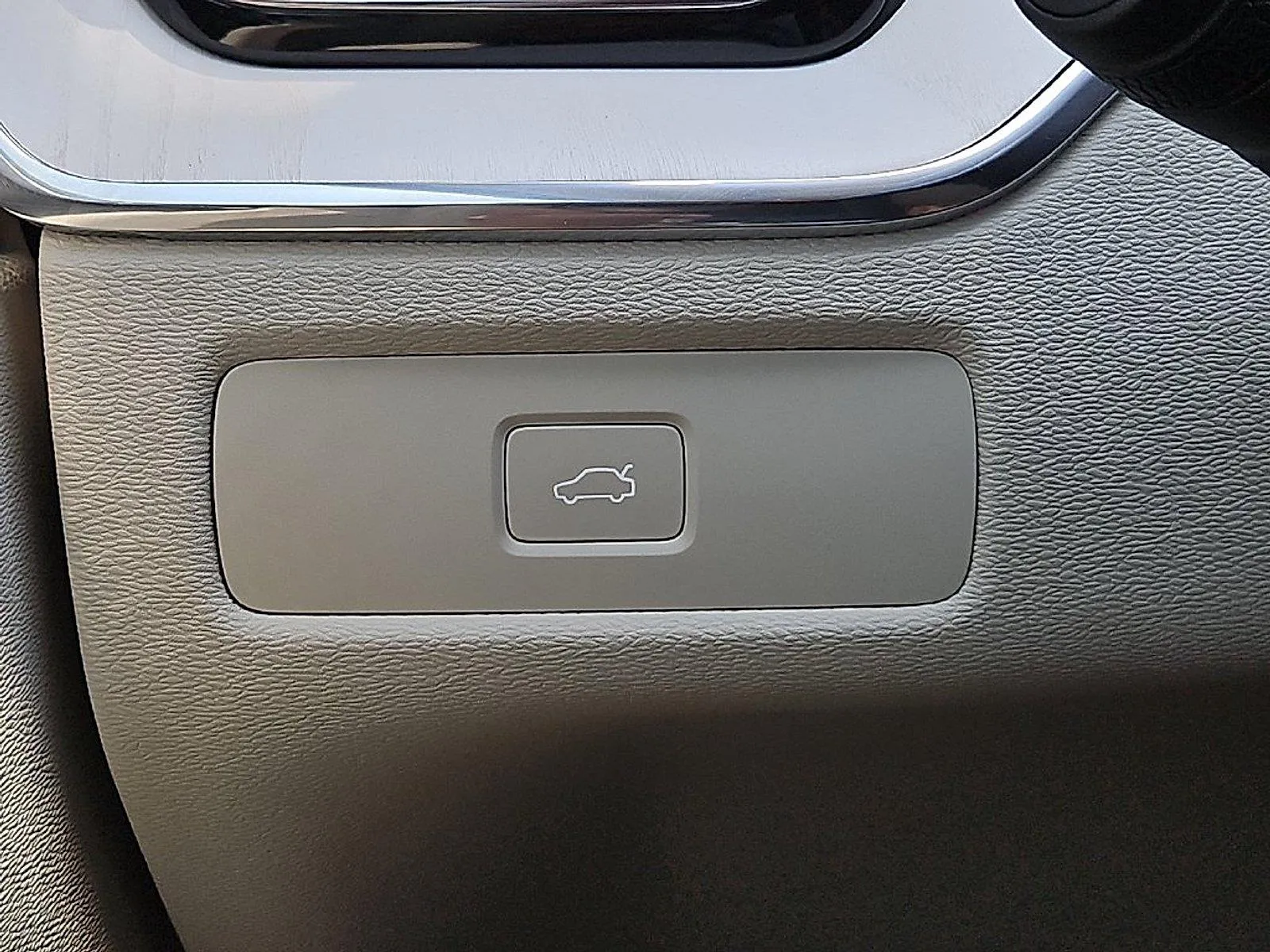 Volvo XC60 photo 25
