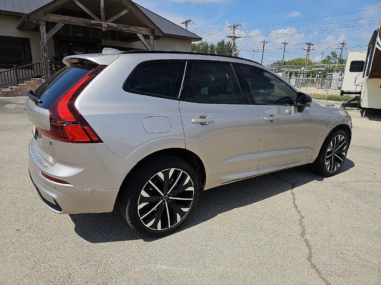 Volvo XC60 photo 8