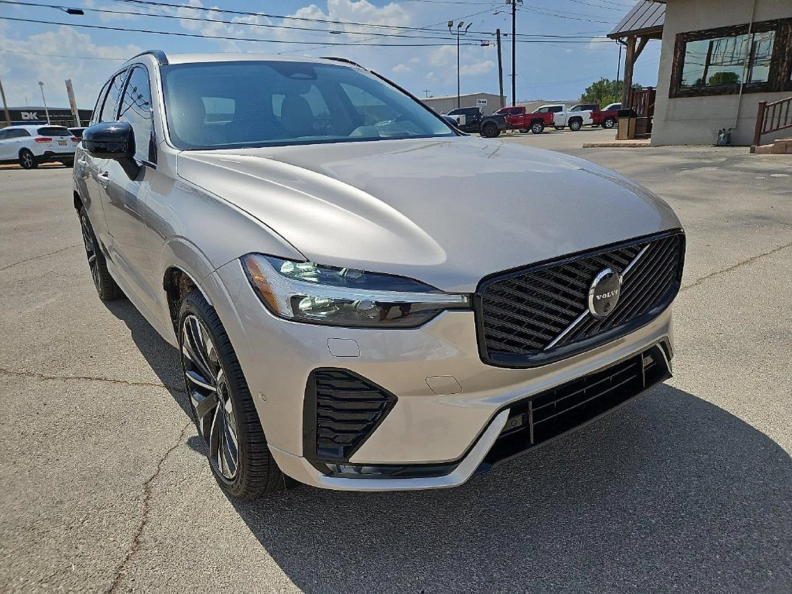Volvo XC60 photo 11