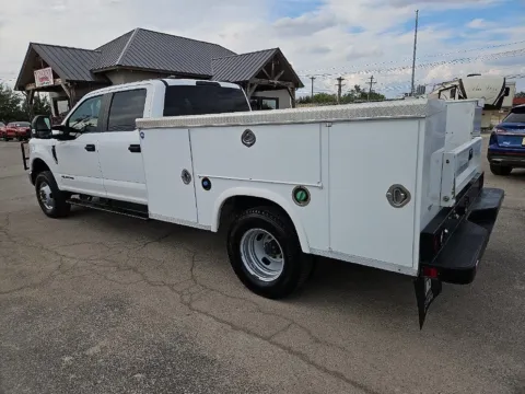 More photos of 2020 Ford Super Duty F-350 DRW XL at Vincent Motor Company, TX