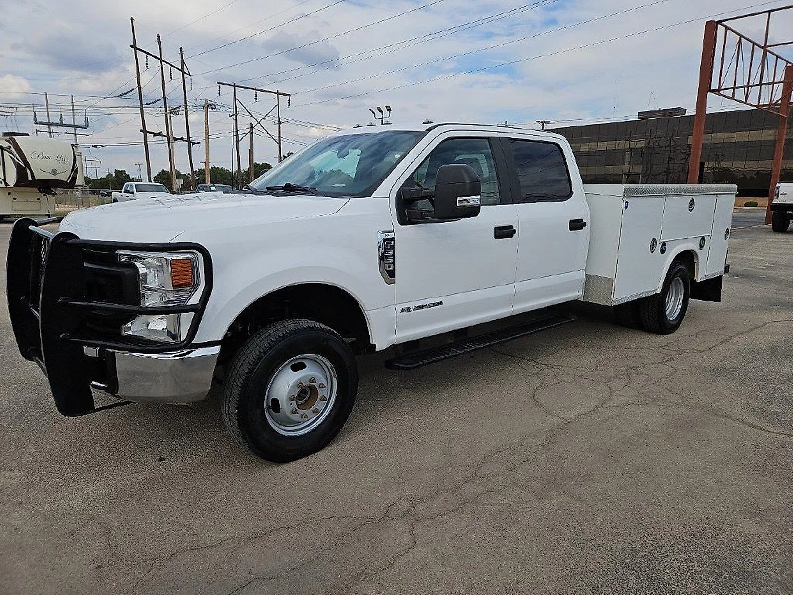 Ford F-350 photo 2