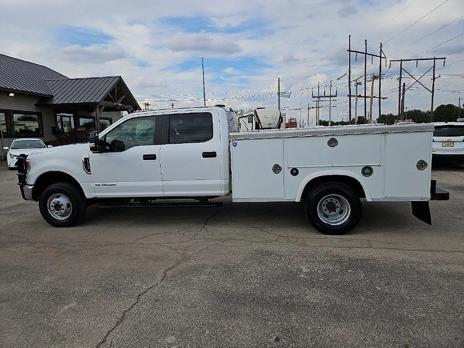 Ford F-350 photo 3