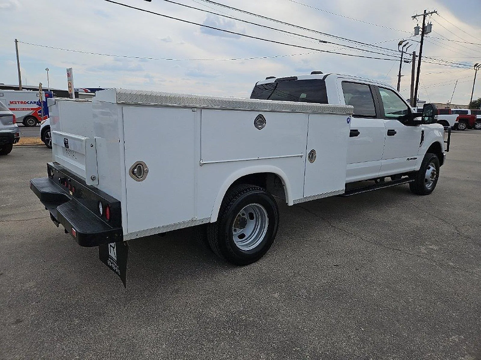 Ford F-350 photo 8