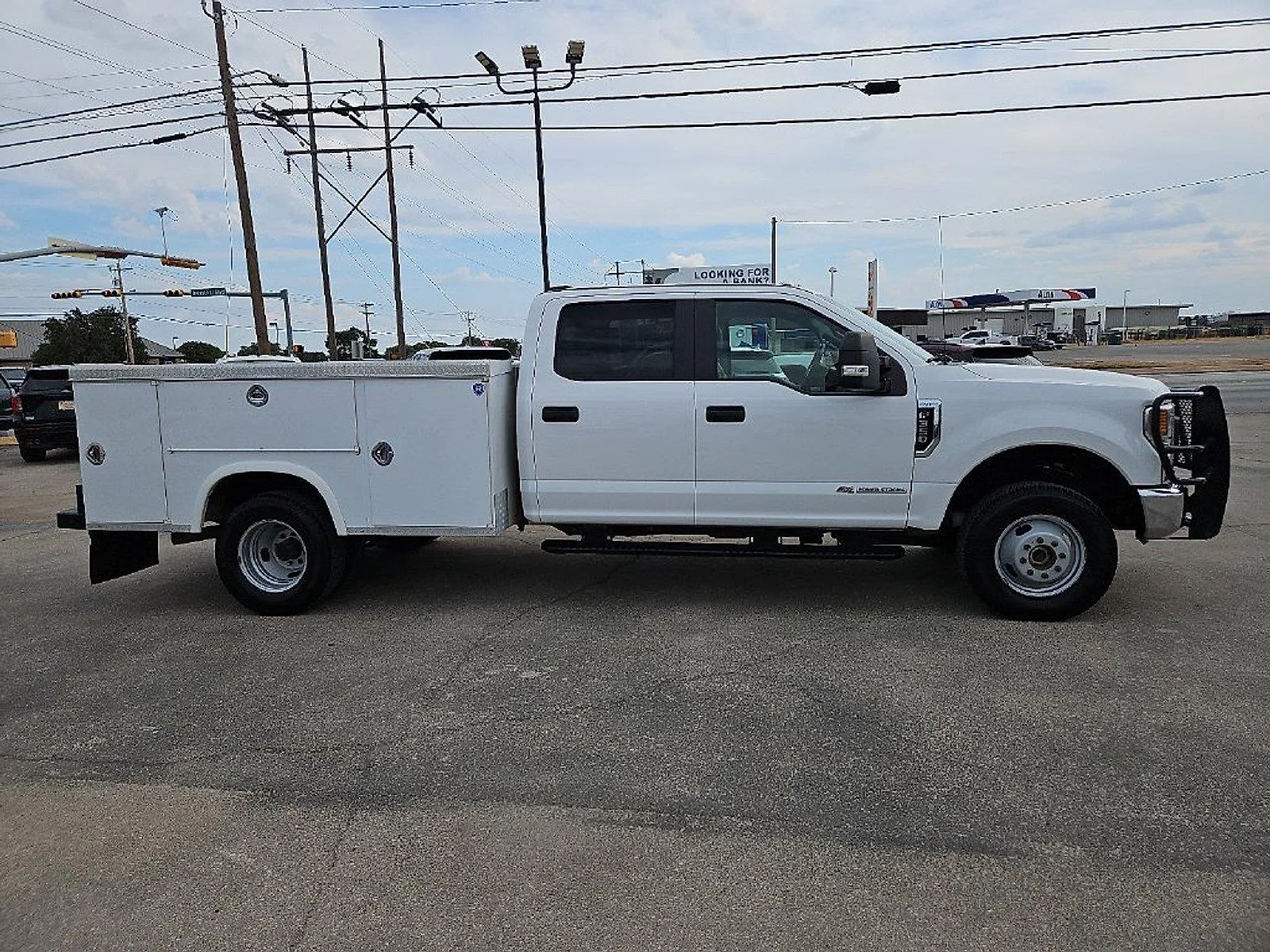 Ford F-350 photo 9