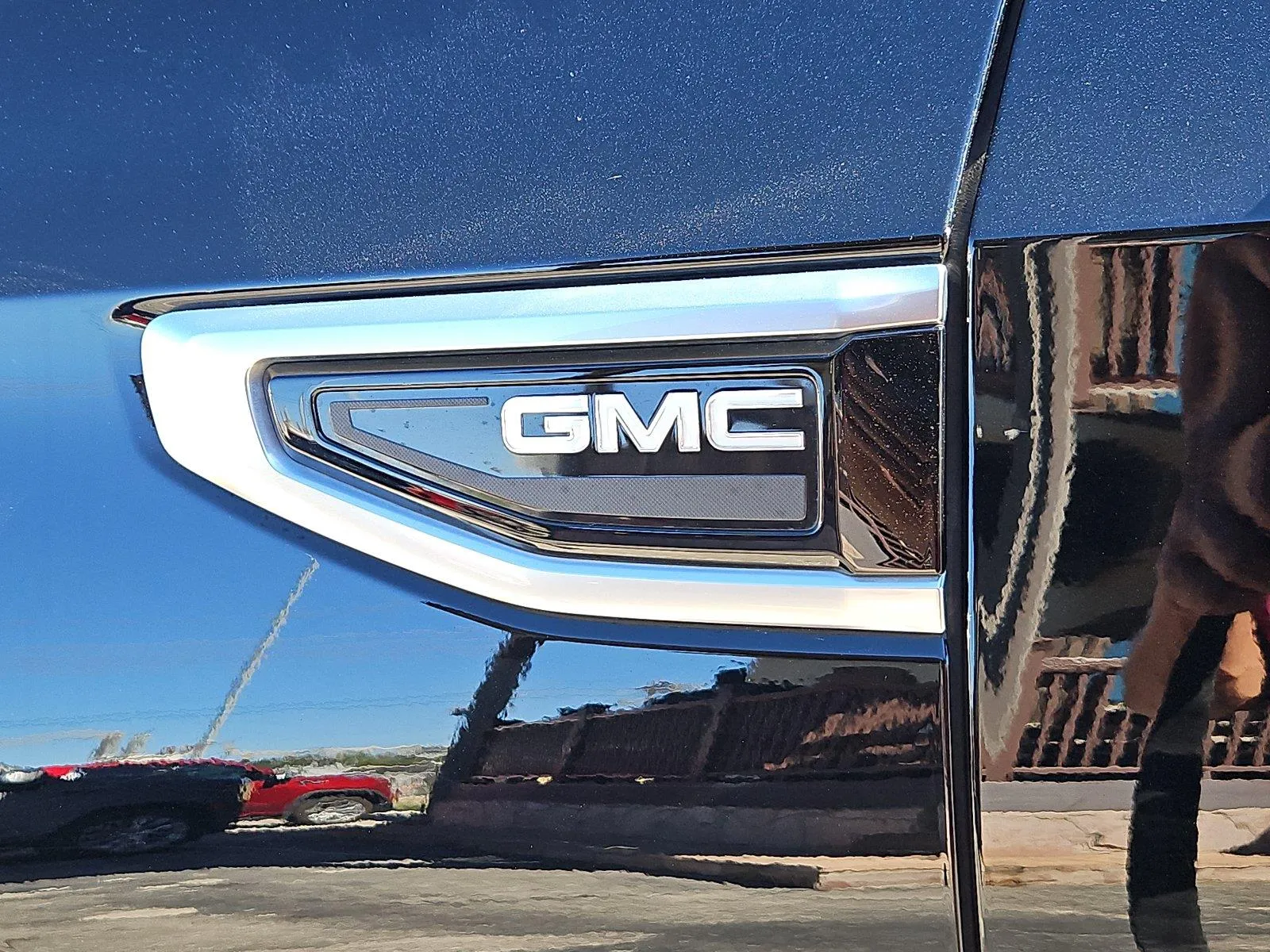 GMC Yukon XL photo 14