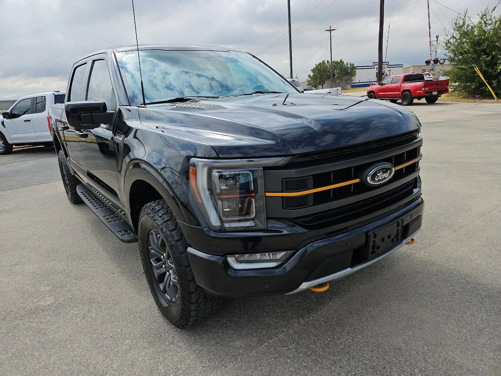 Ford F-150 photo 11