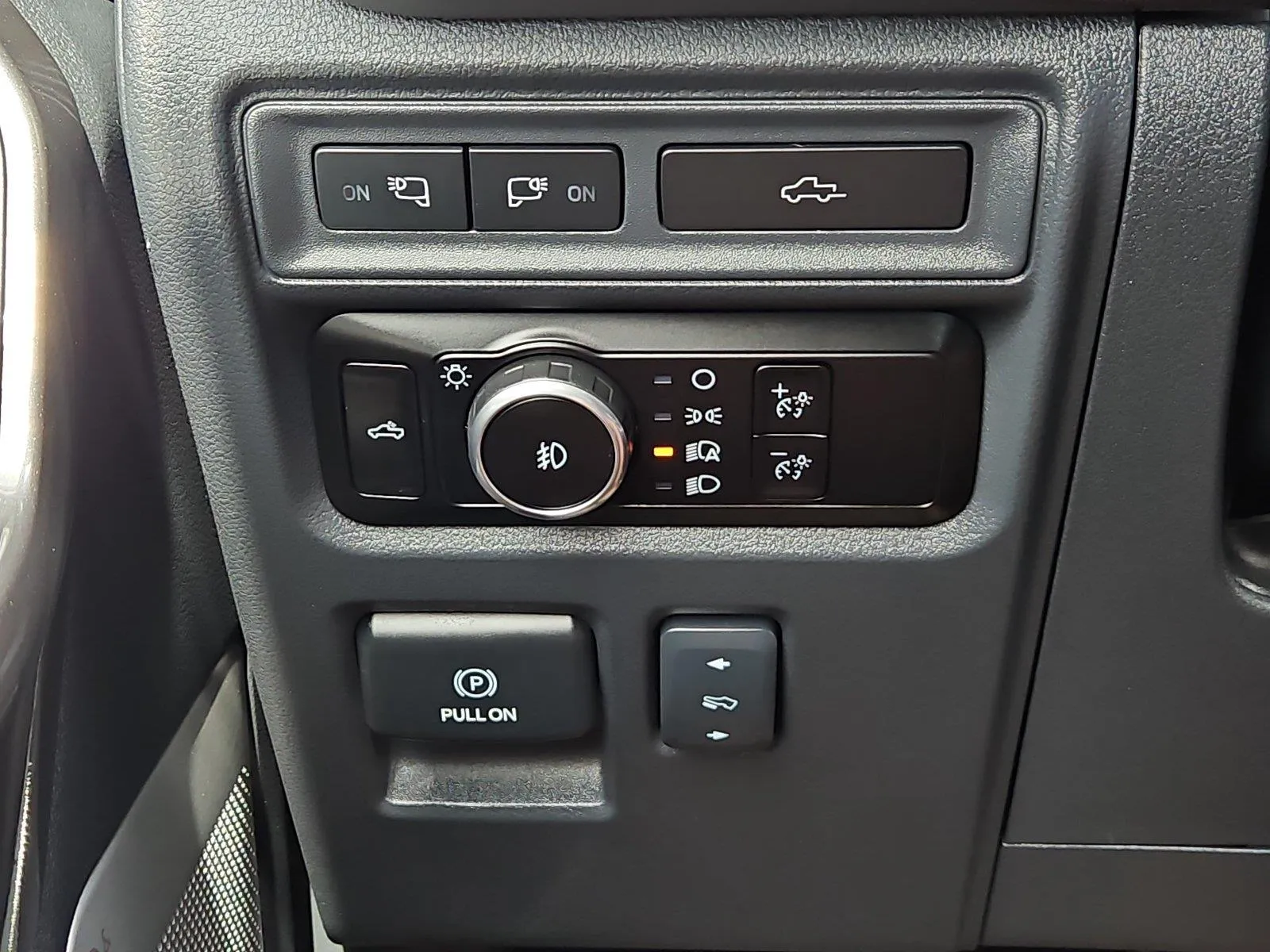 Ford F-150 photo 23