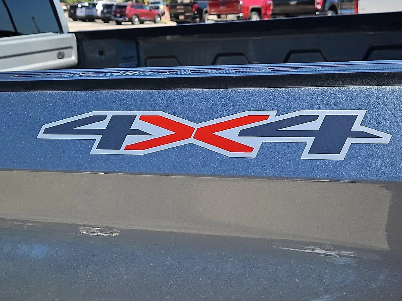 Chevrolet Silverado photo 15