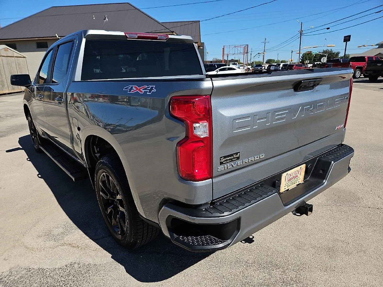 Chevrolet Silverado photo 5