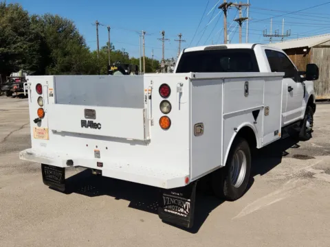 More photos of 2017 Ford Super Duty F-350 DRW XL at Vincent Motor Company, TX