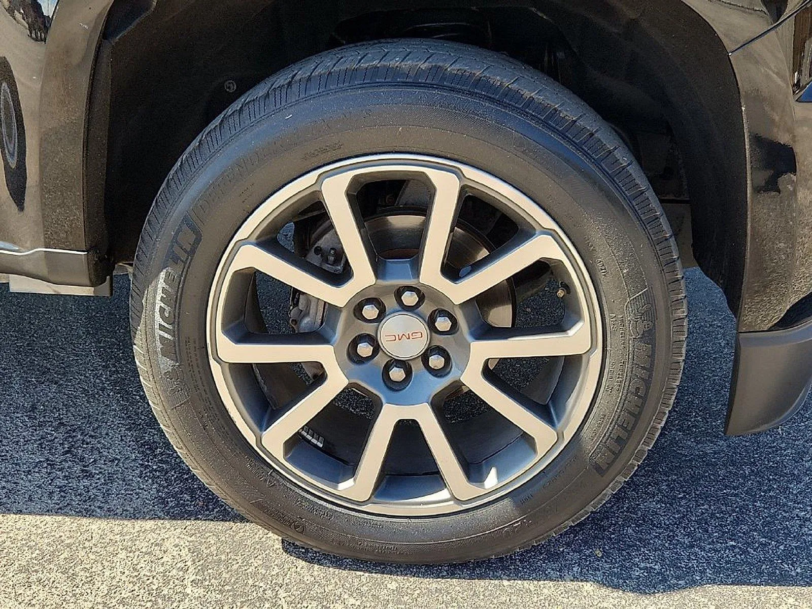 GMC Canyon photo 7