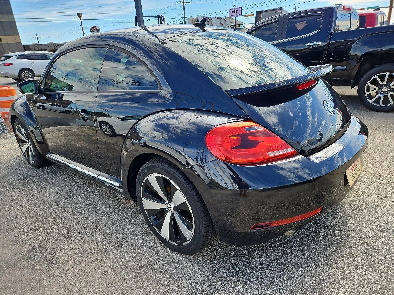 Volkswagen Beetle photo 4