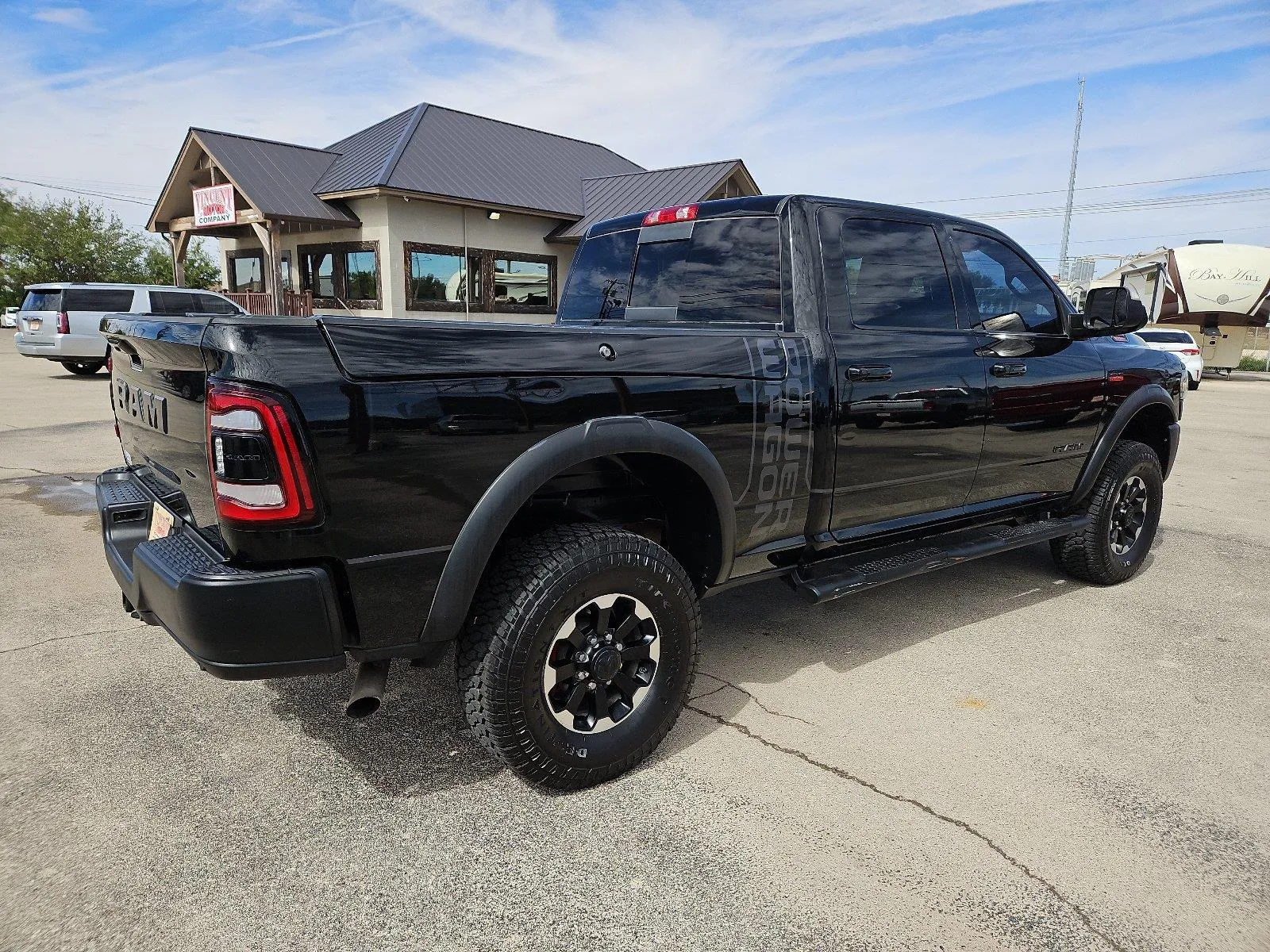 Ram 2500 photo 8