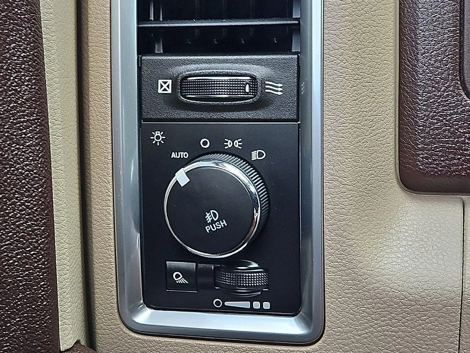 Ram 3500 photo 24